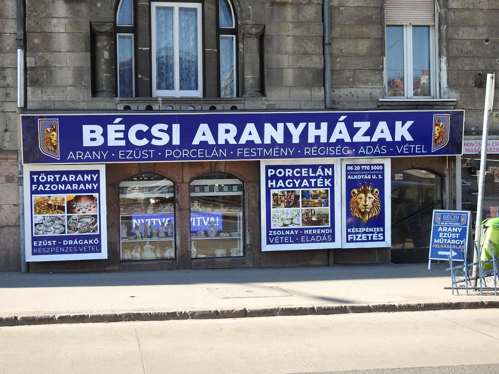 Bécsi Aranyházak Alkotás úti üzlet